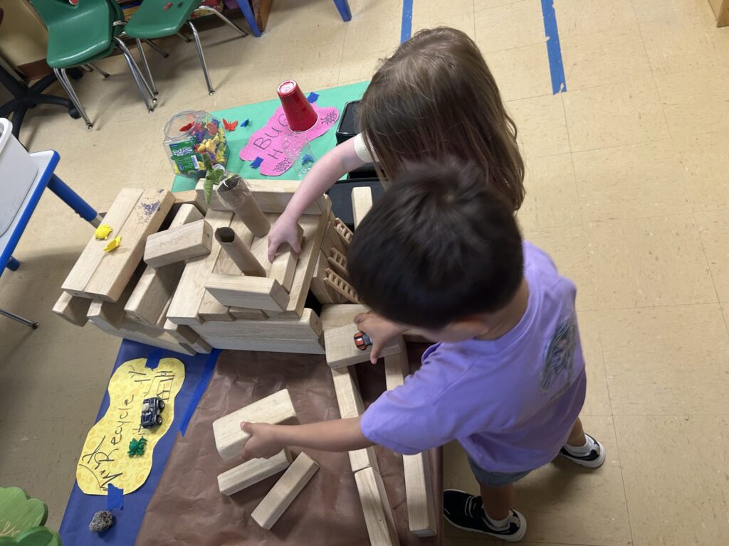 MPS Students Build Recyclable City